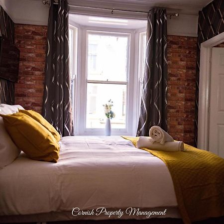 River Street Apartments Truro Ngoại thất bức ảnh