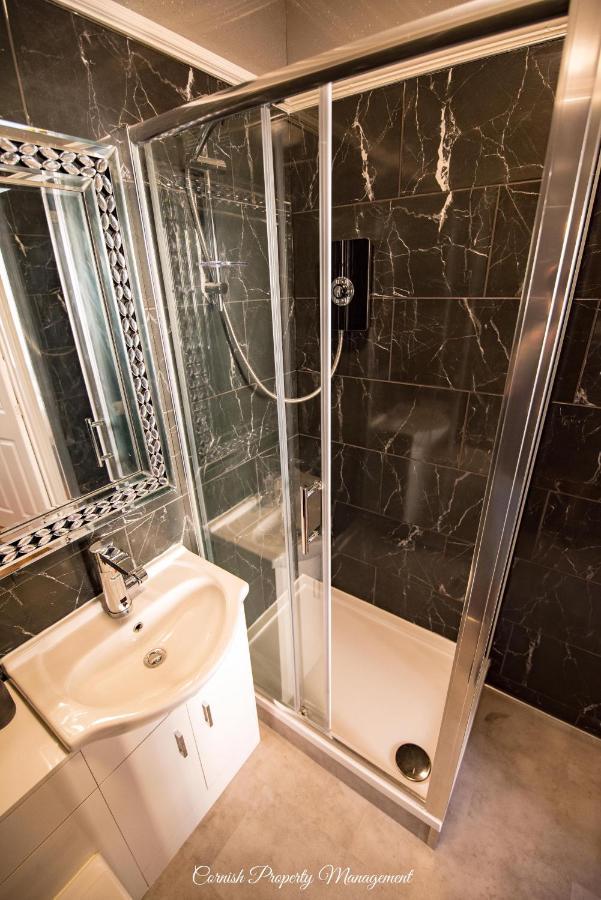 River Street Apartments Truro Ngoại thất bức ảnh