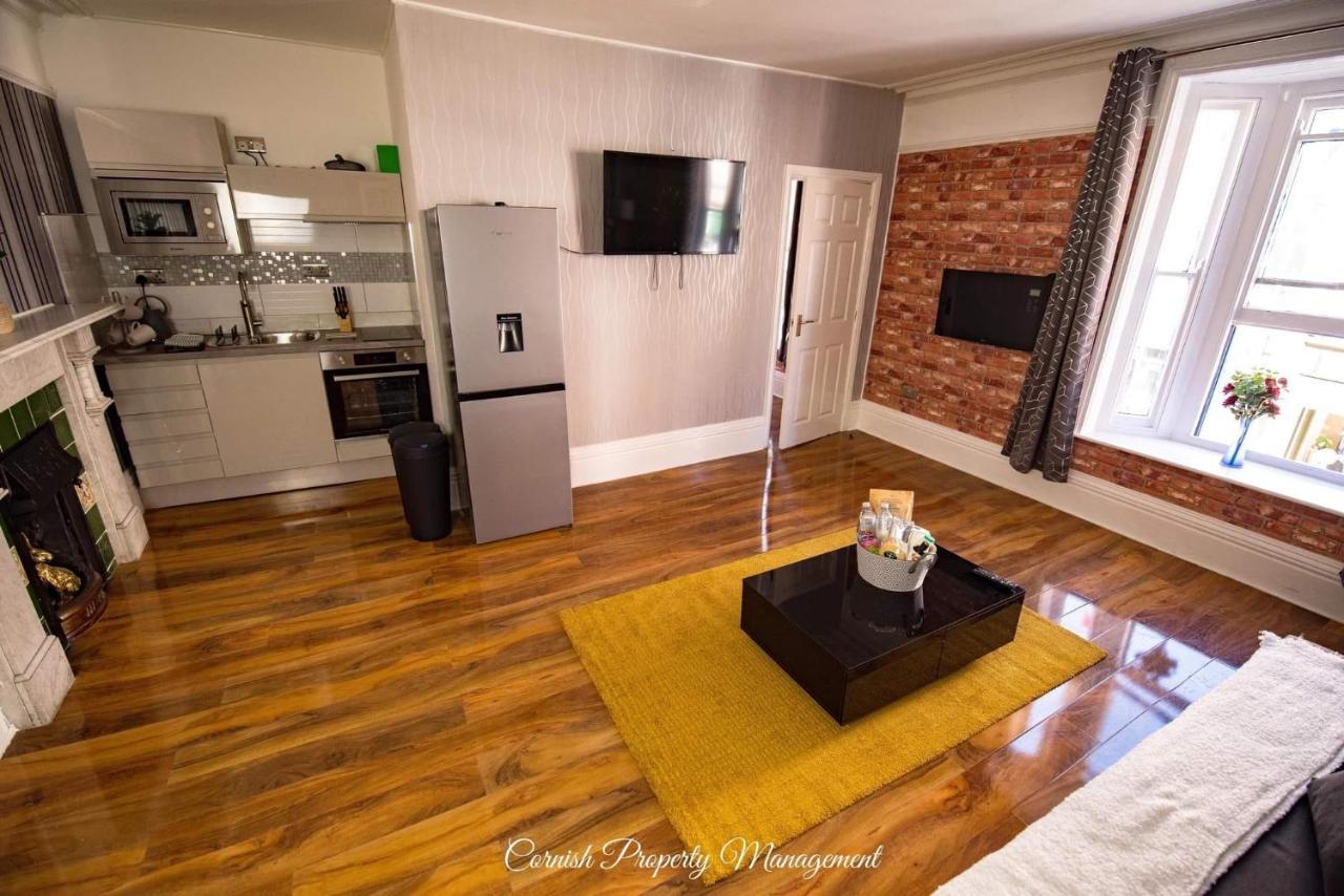 River Street Apartments Truro Ngoại thất bức ảnh