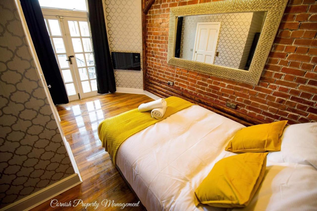 River Street Apartments Truro Ngoại thất bức ảnh